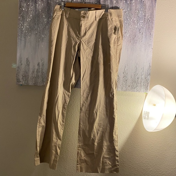NWT Old Navy  beige/tan Pants size 14 - Picture 5 of 5